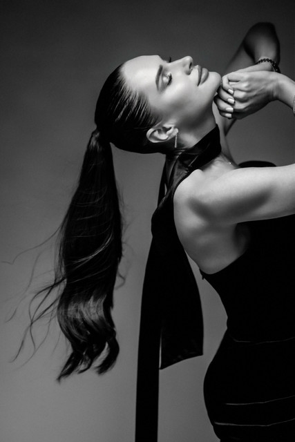 Dramatic Monochrome Eveningwear: Studio Editorial Photoshoot References for Elegant Styling