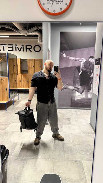 Post-Gym Urban Utility: Modern Locker Room Menswear Outfit and Styling Ideas