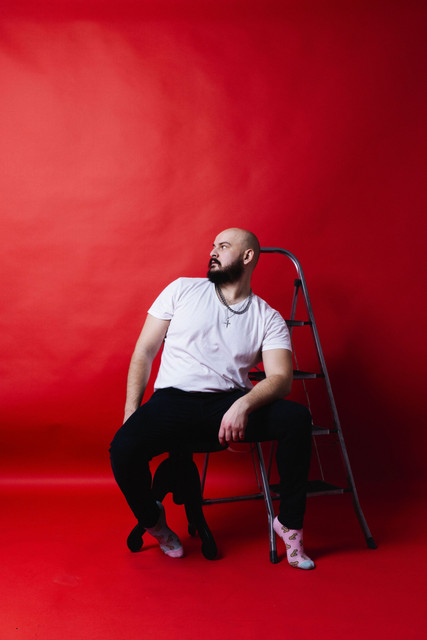Playful Studio Menswear: Casual Styling & Mismatched Socks Visual Reference Pack