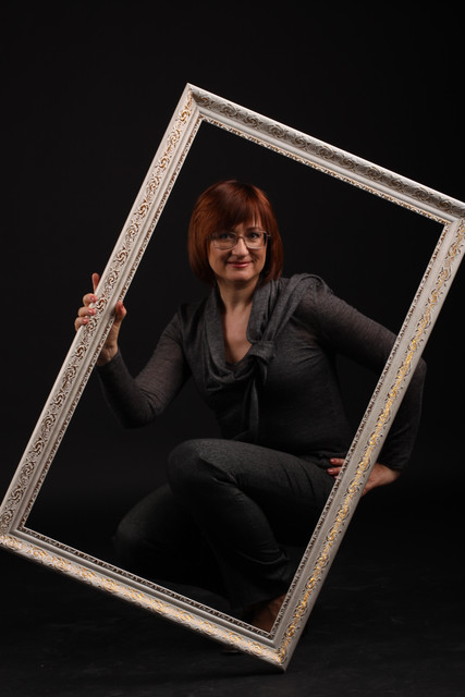Modern Professional Studio Lookbook: Business Attire & Smart Casual Styling Reference Set