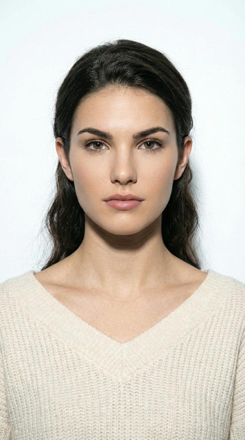 Clean & Contemporary Knitwear Styling: Visual Reference Pack for Effortless Everyday Looks