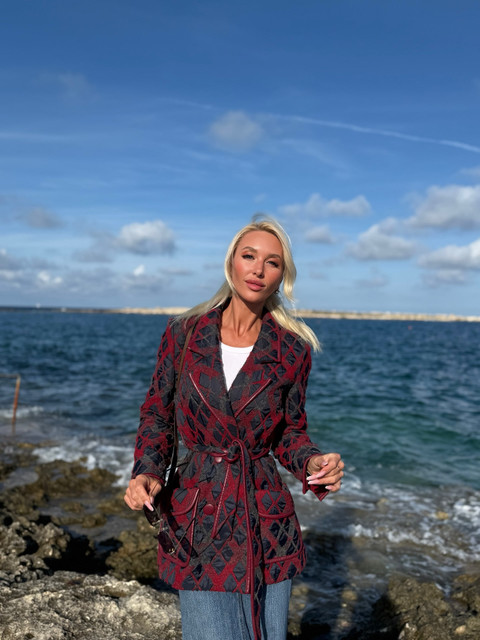 Coastal Resort Quilted Jacket & Denim Outfit Ideas - Editorial Photoshoot Pack