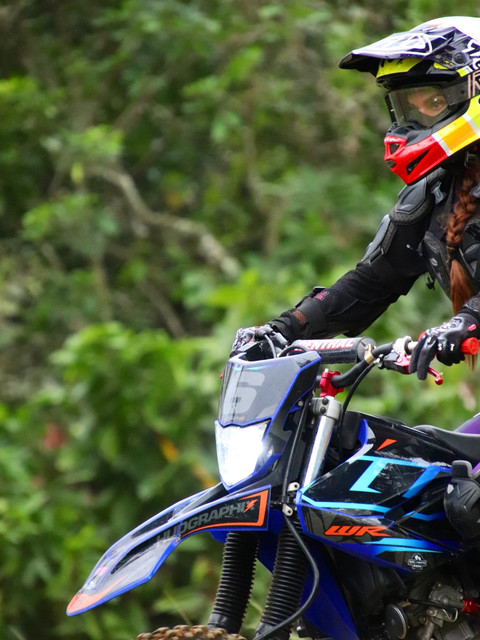 Dynamic Motocross Style: Action-Ready Outdoor Photoshoot Pack