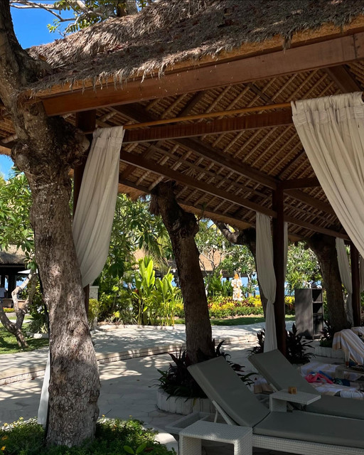 Serene Tropical Resort Escape: Luxury Swimwear & Lifestyle Editorial Photoshoot References