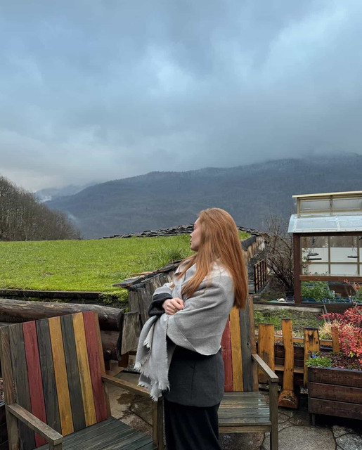 Misty Mountain Layers: An Editorial Photoshoot Reference Set for Elevated Outdoor Style