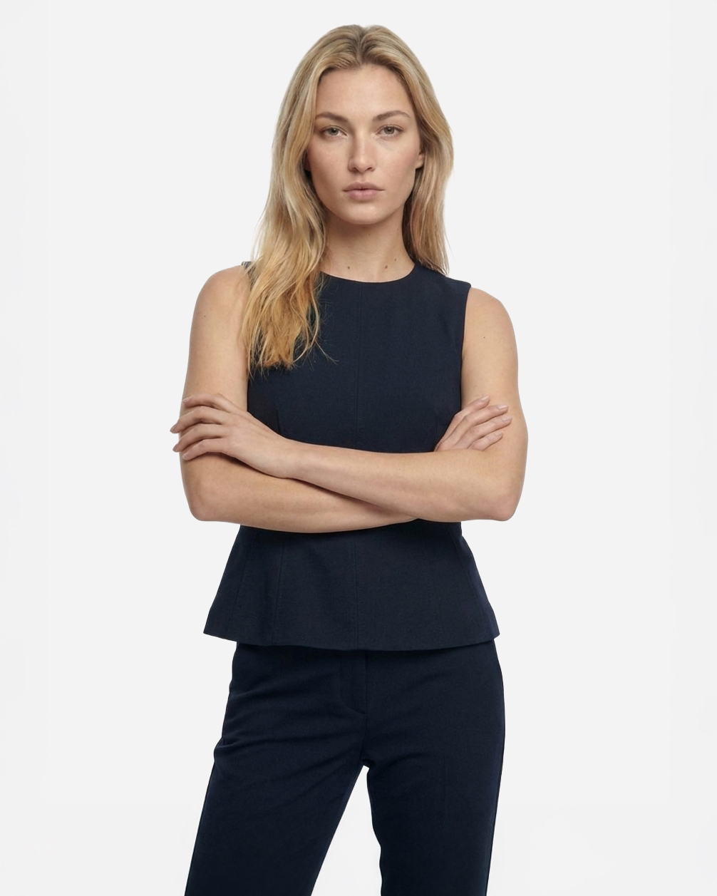 Arms Crossed Athletic pose preview — Apiway White Studio